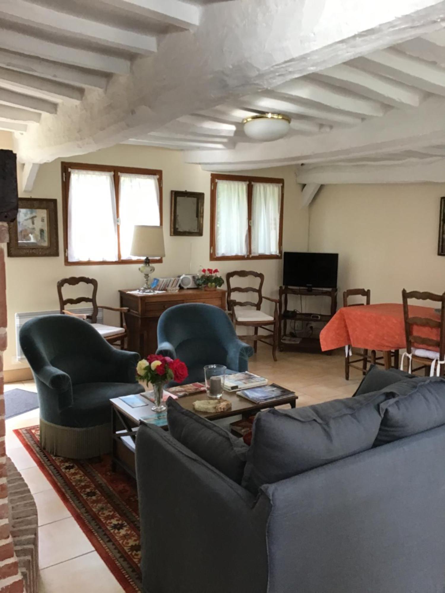 Le Clos Du Vivier Bed & Breakfast Valmont  Bagian luar foto