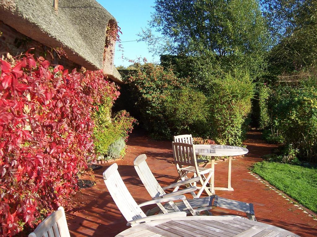 Le Clos Du Vivier Bed & Breakfast Valmont  Bagian luar foto